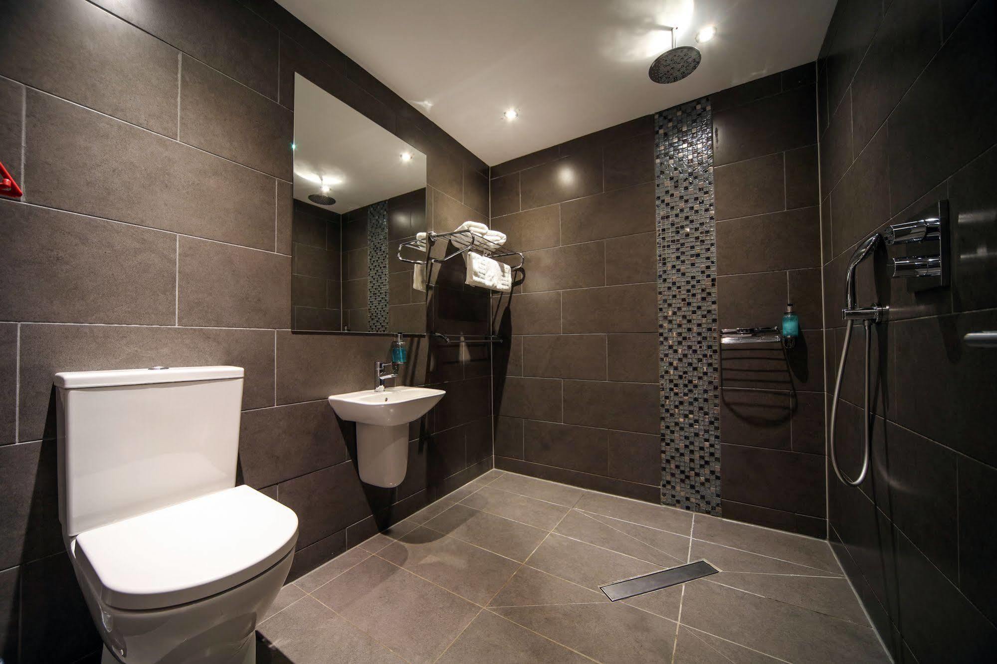 Apartment,738008770:JPEG