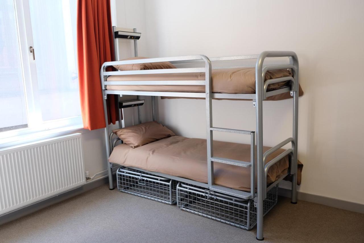 Bed 6-Bed Mixed Dormitory Room,723328561:JPEG