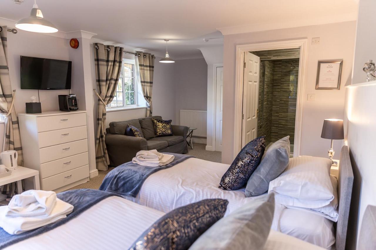 Luxury King or Twin Suite