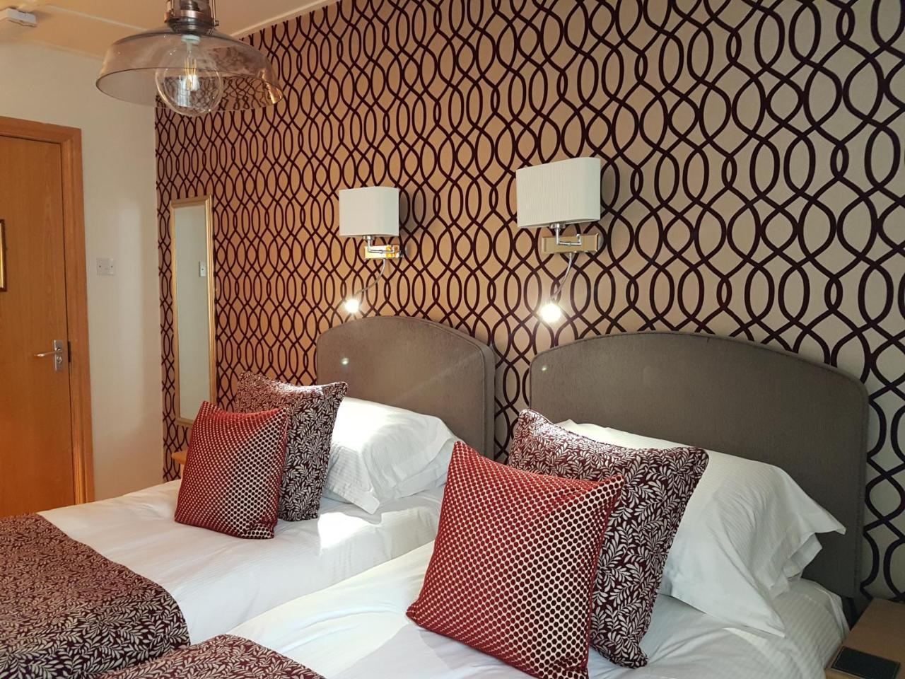 Superior King or Twin Room
