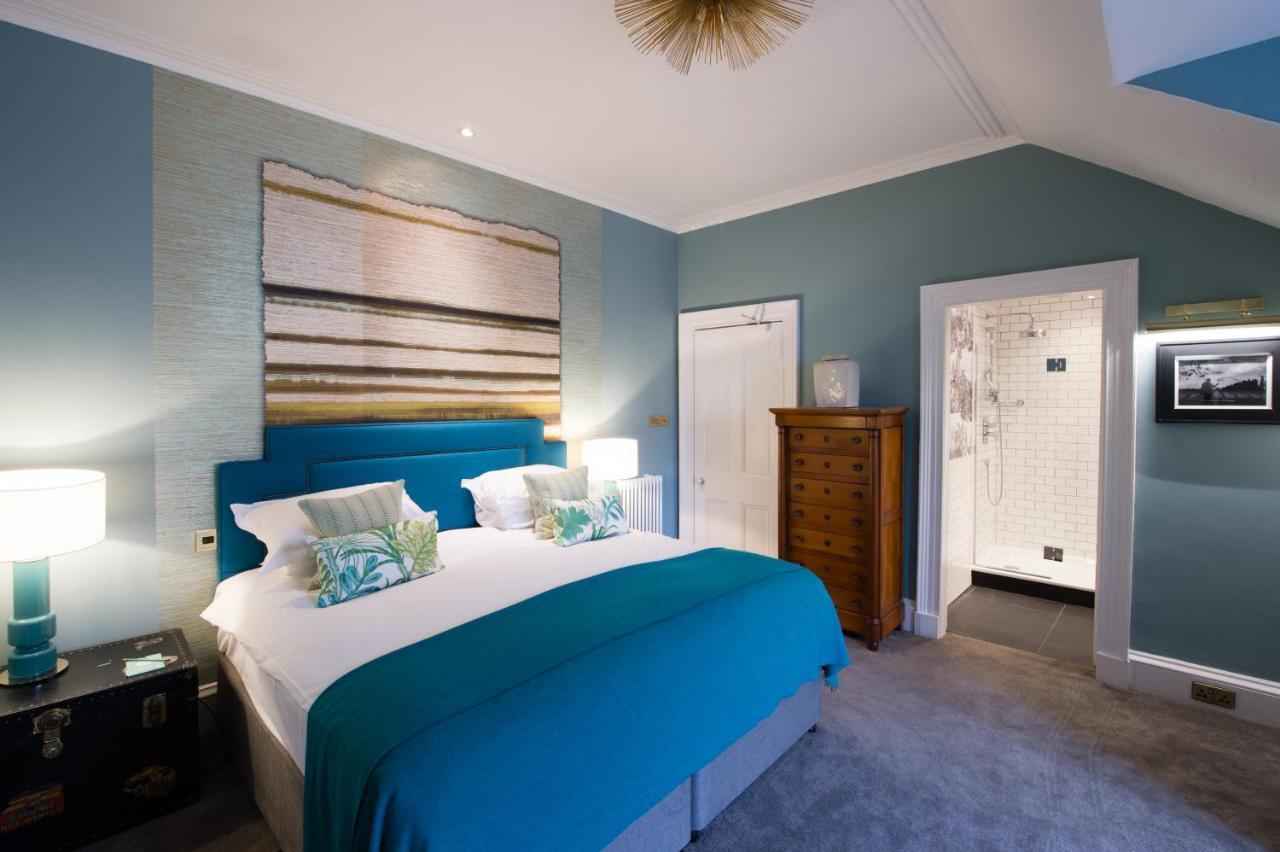 Suite Signature