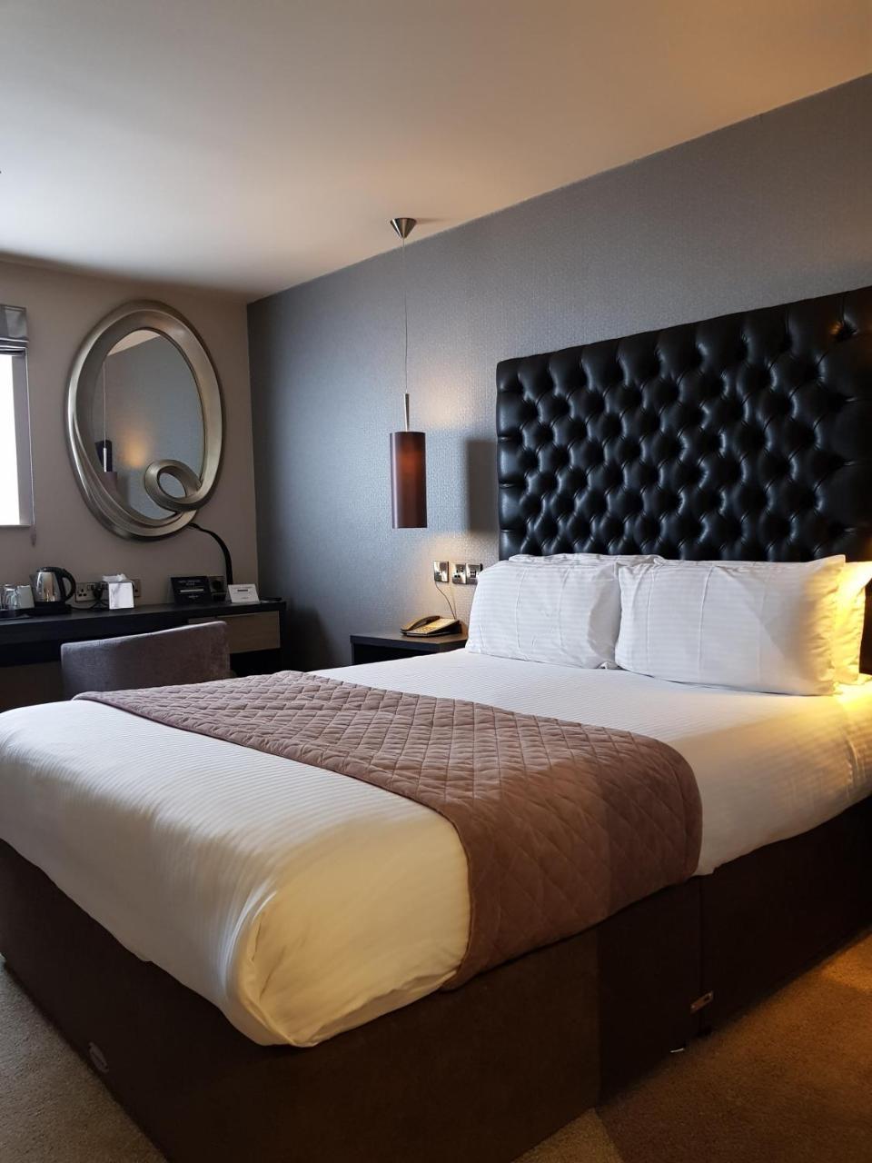 Double Room,1593662534:JPEG