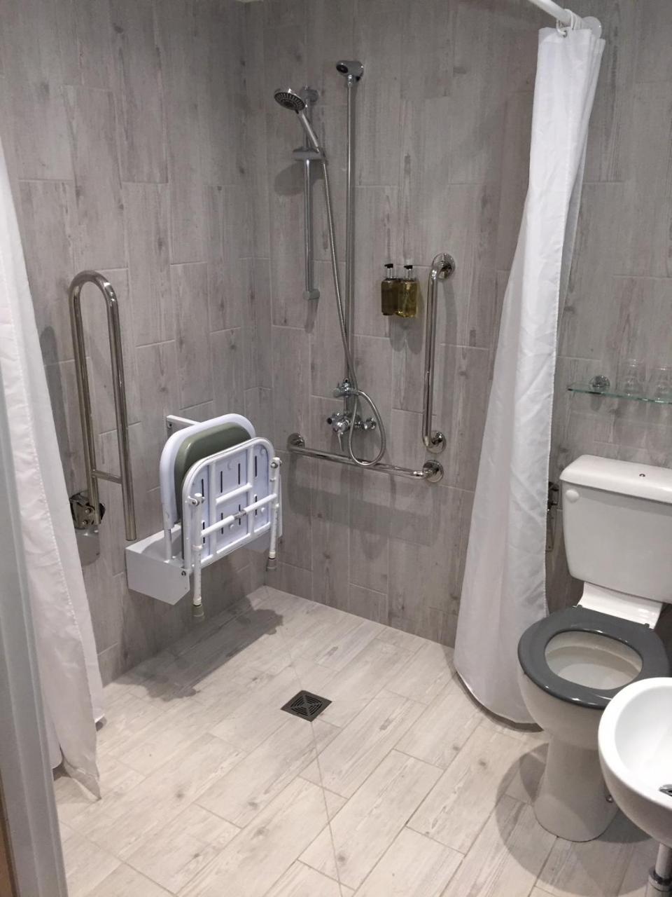 Triple Room,1227489587:JPEG