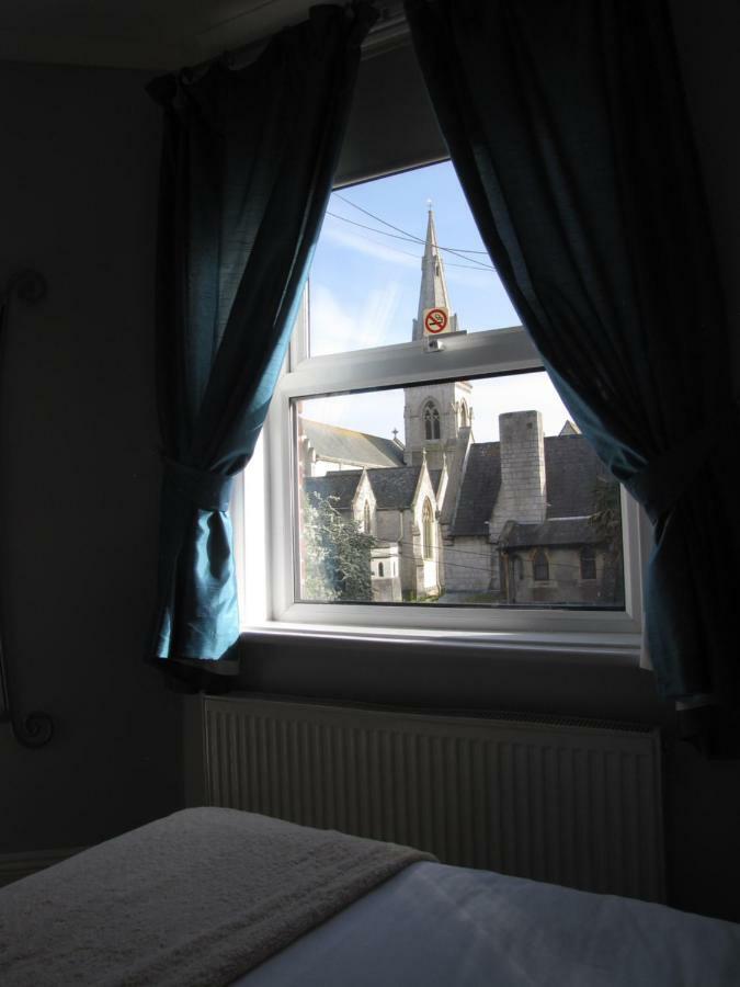 Small Double Room,1566923165:JPEG