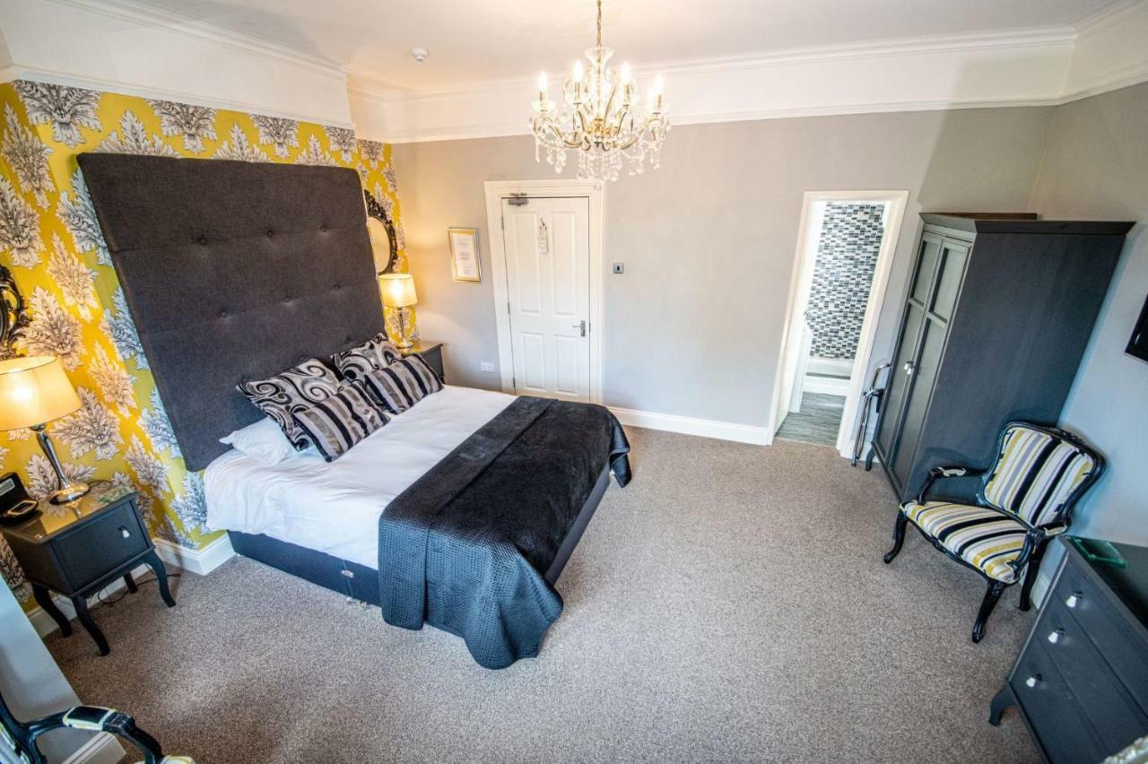 Luxury Triple Room