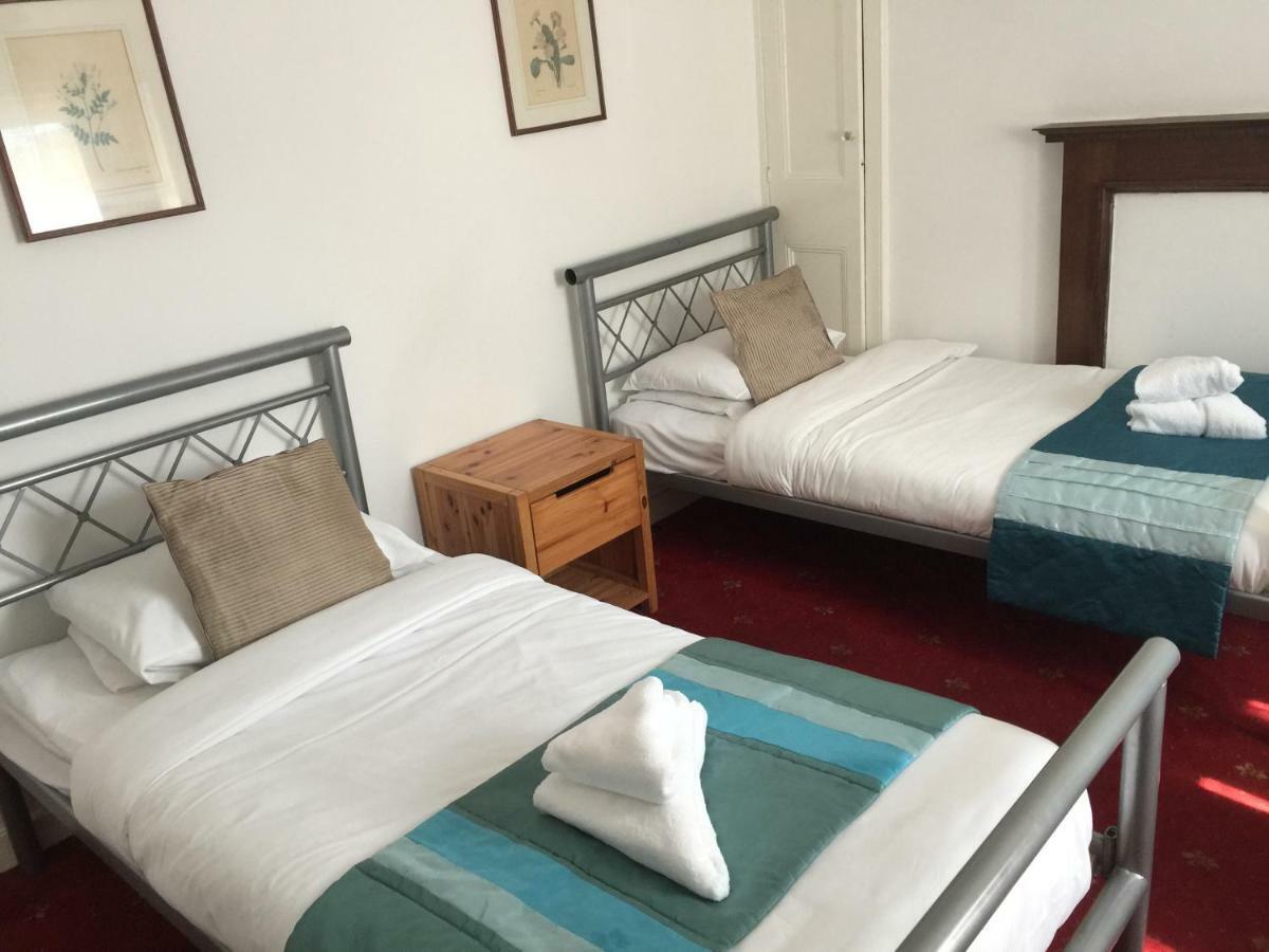 Standard Twin Room with Sea View