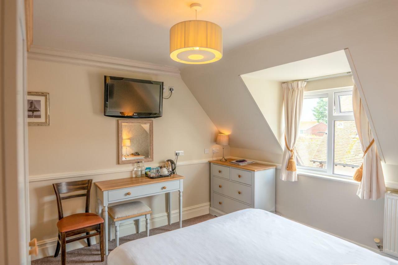 Standard Double Room,909675538:JPEG
