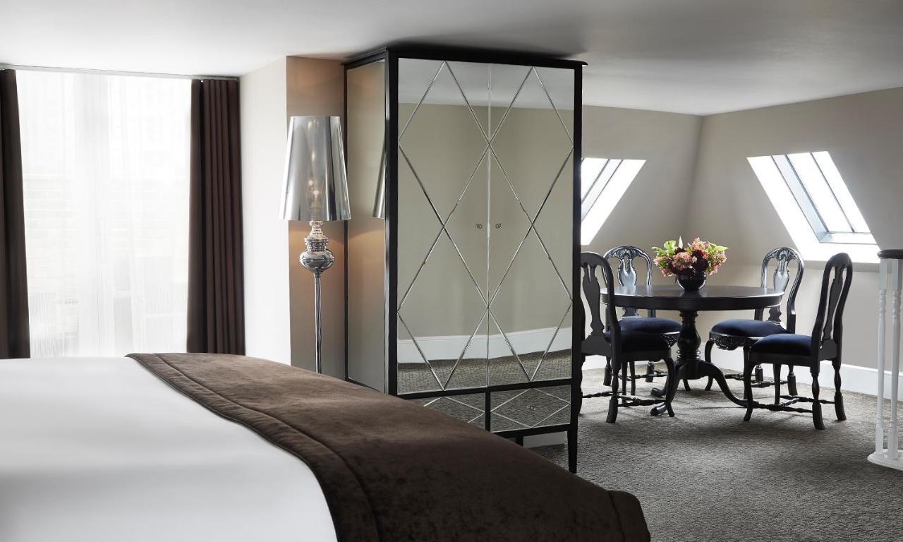 Suite com Varanda
