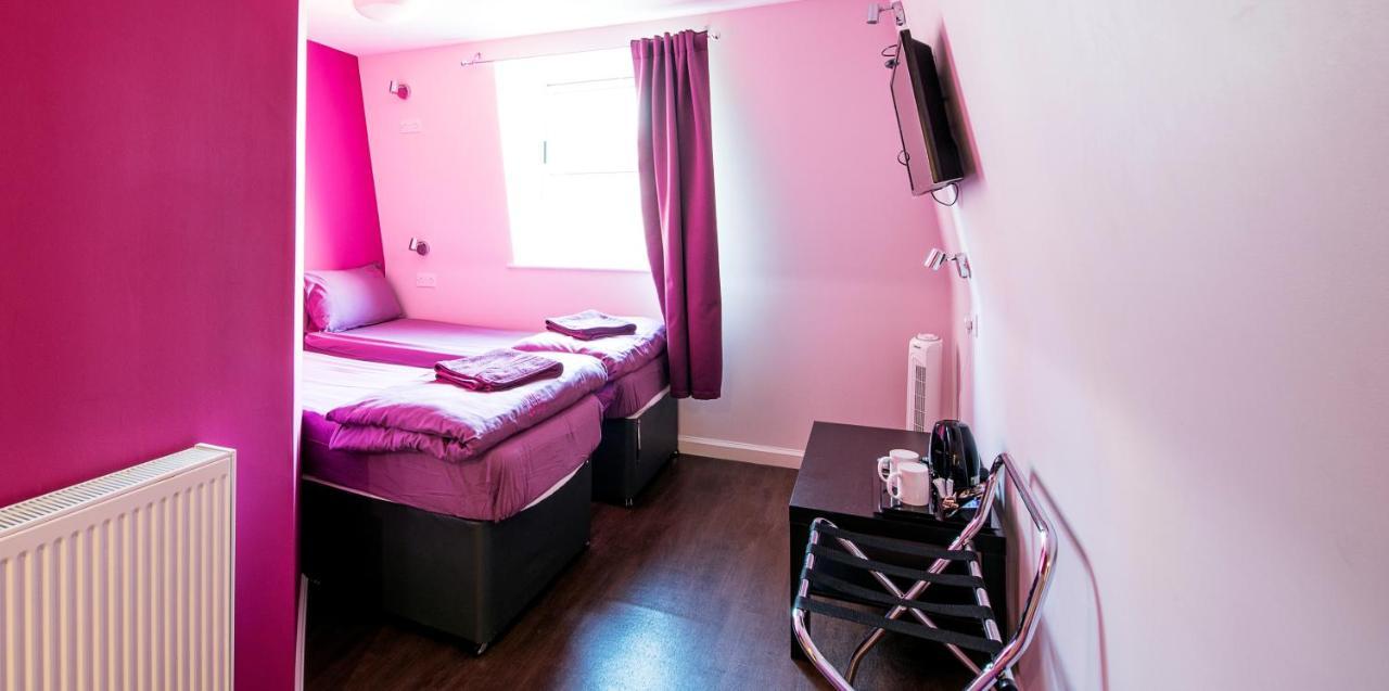 Chambre Lits Jumeaux avec Salle de Bains Privative