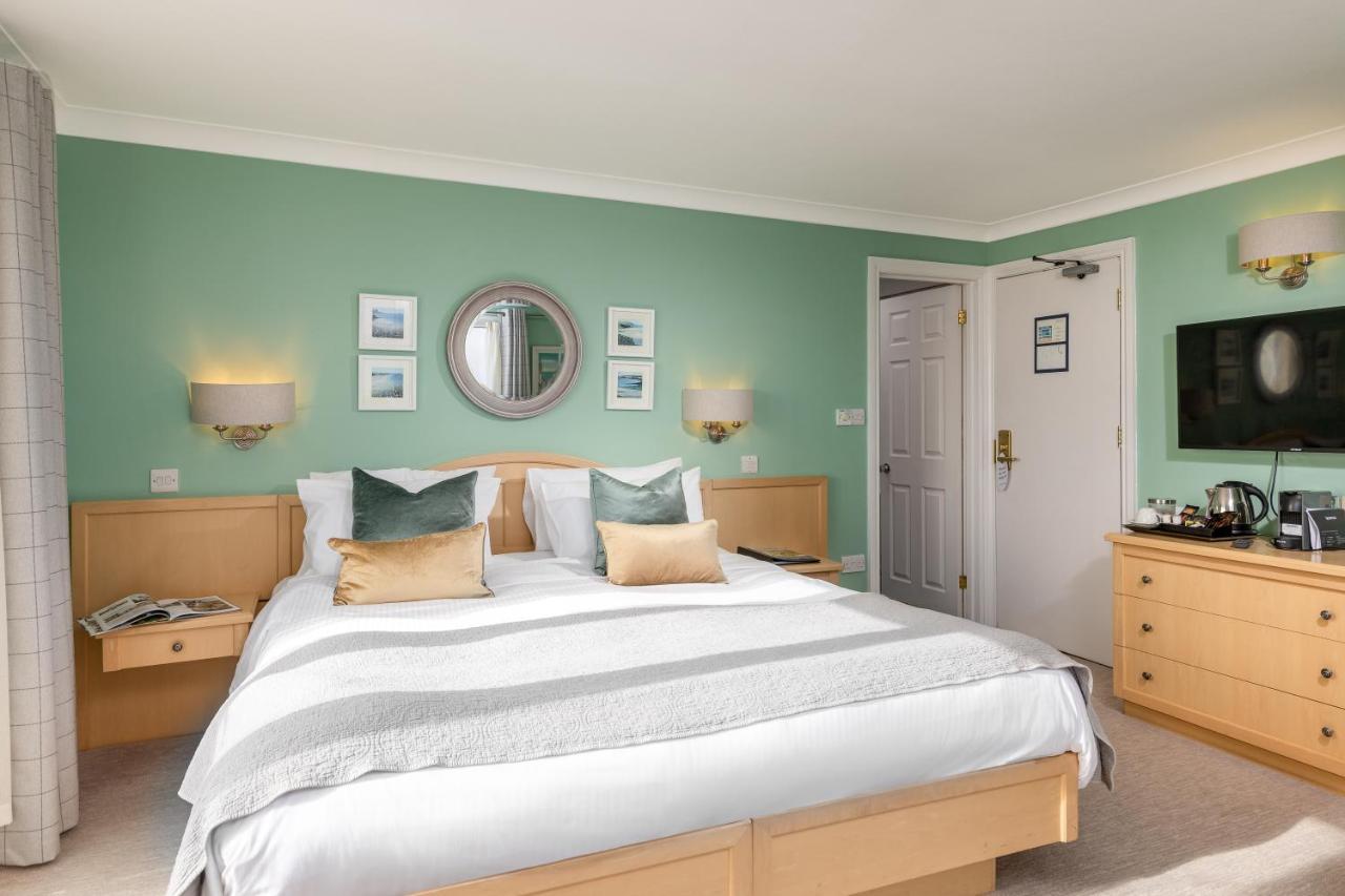 Deluxe Double or Twin Room with Sea View