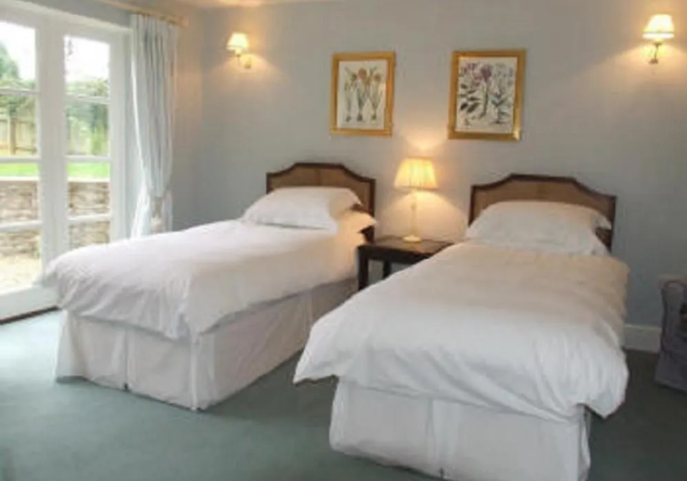 Well Cottage B&B-1