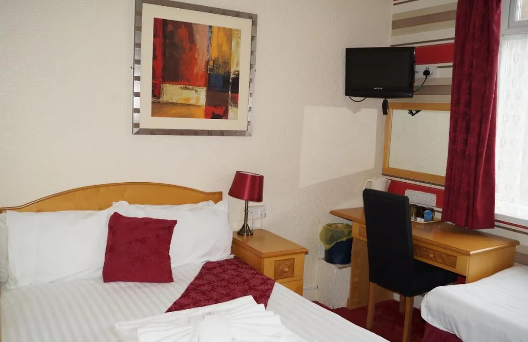 Gainsborough Hotel And Beach Bar-1