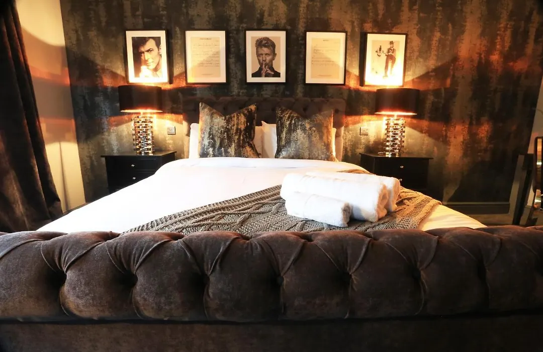 The Rock Hotel-1