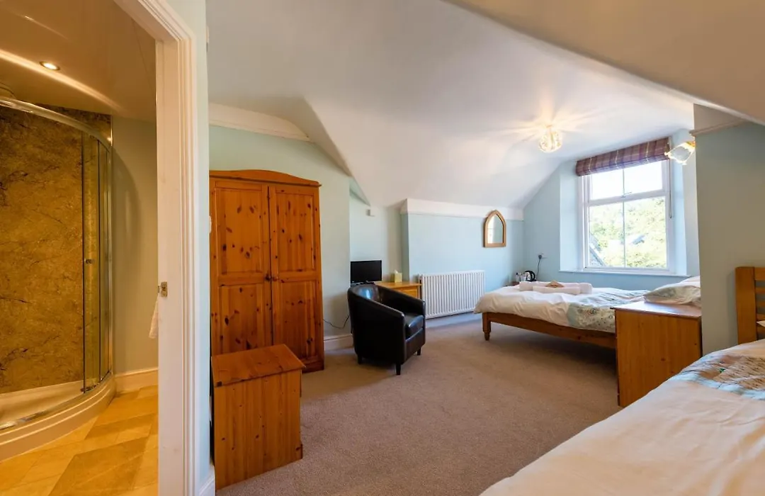 Thorneyfield Guest House-1
