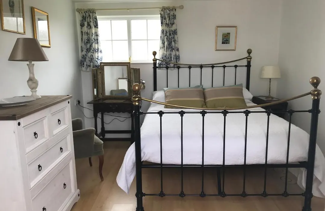 Jago Cottage-1