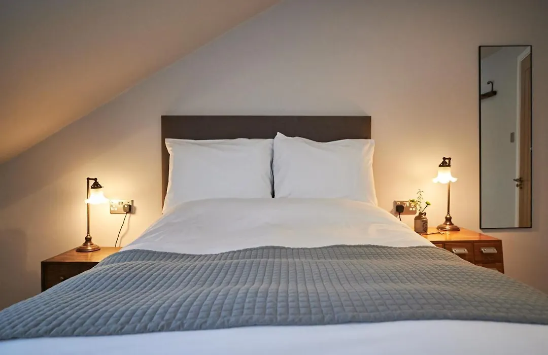 Black Lion Inn-1