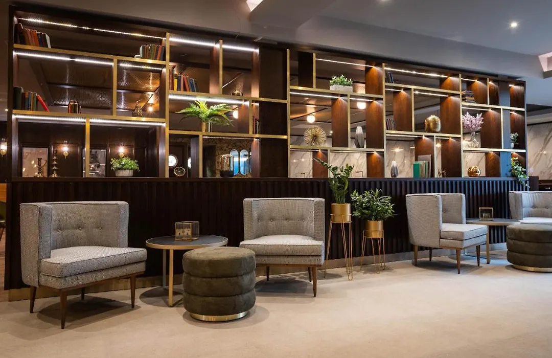 Four Points By Sheraton London Gatwick Airport-1