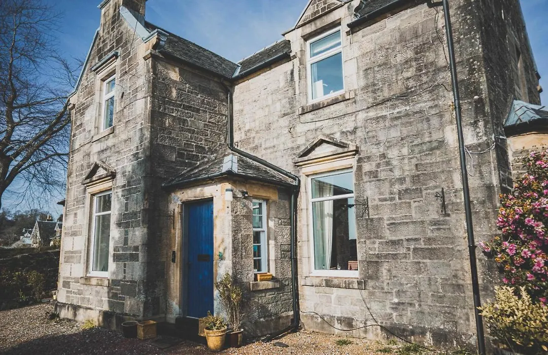 Heatherfield House-1