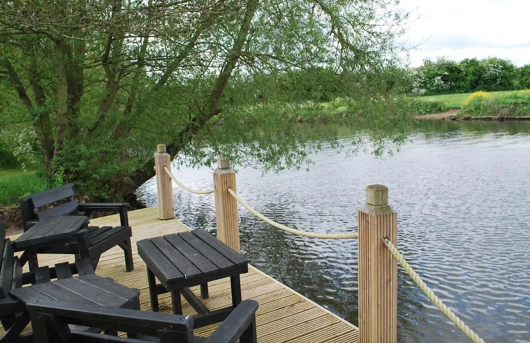The Waters Edge Guest House-1
