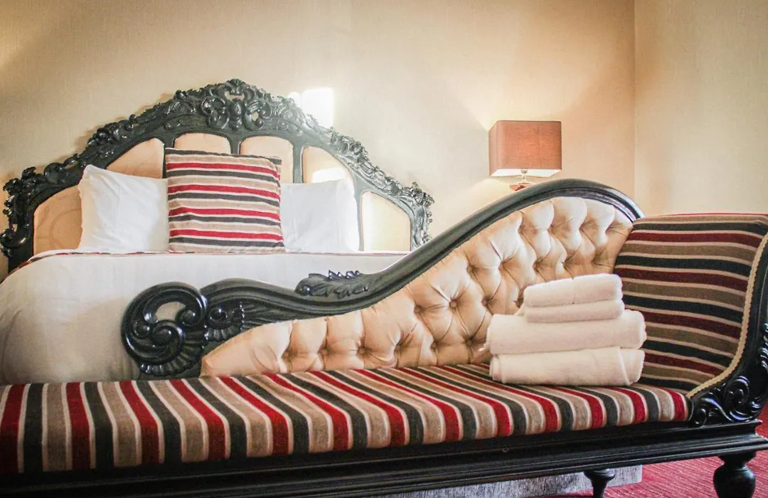 Lyons Nant Hall Hotel-1