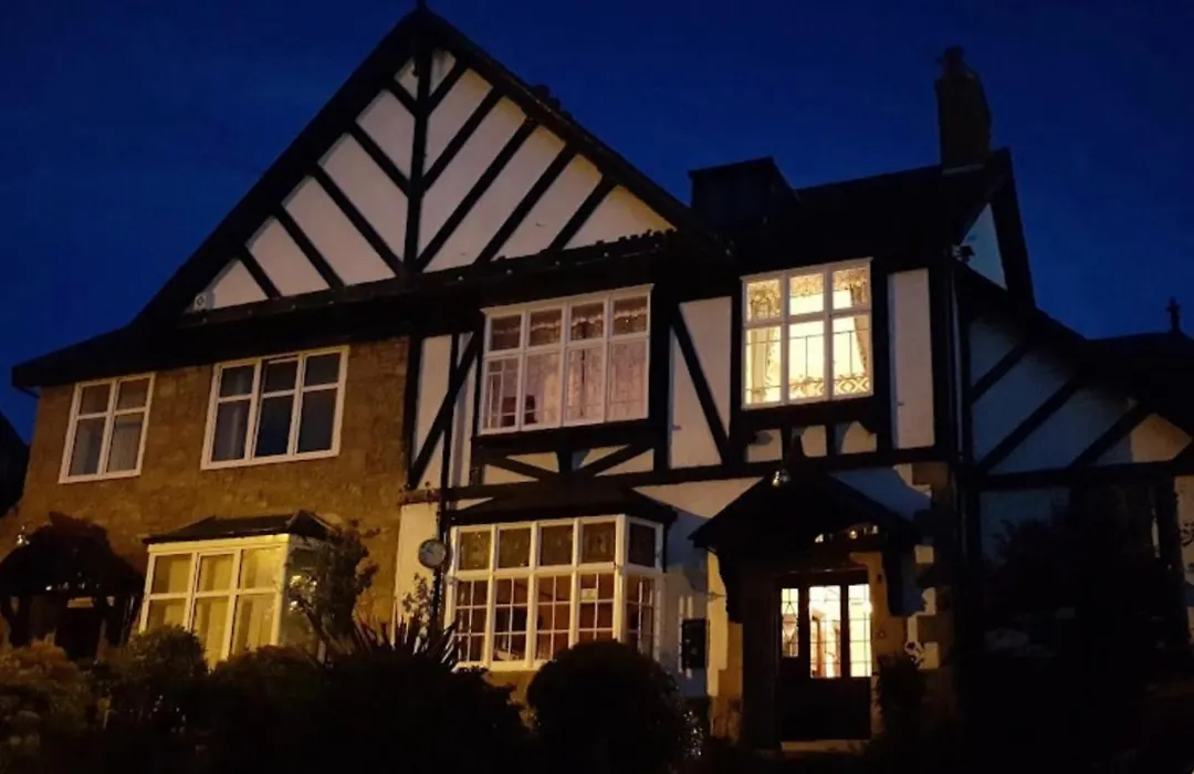 Braehead Guest House-1
