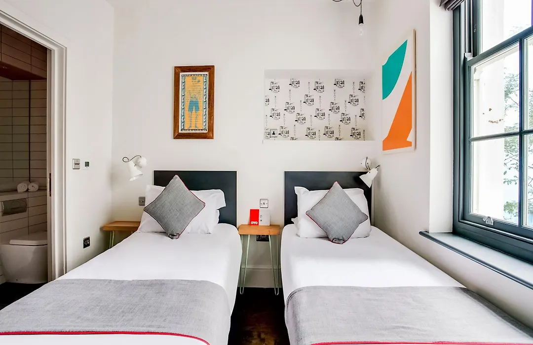 Oyo Fab Guest House-1