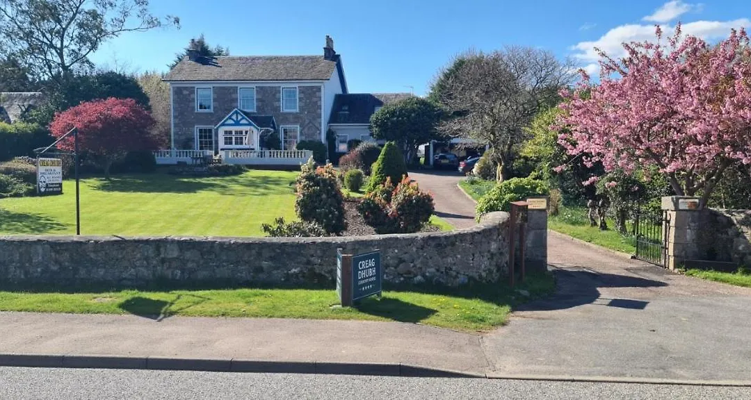 Creag Dhubh Country House-1