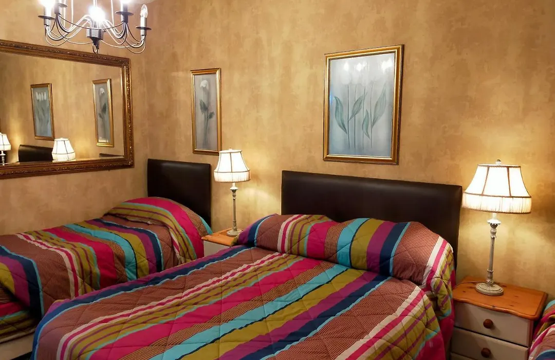 Hotel Babylon-1