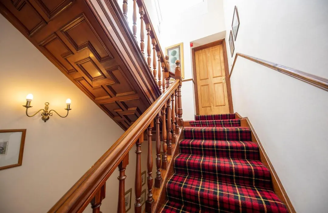 Montague Guest House-1