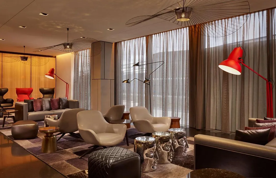 Park Plaza London, Park Royal-1