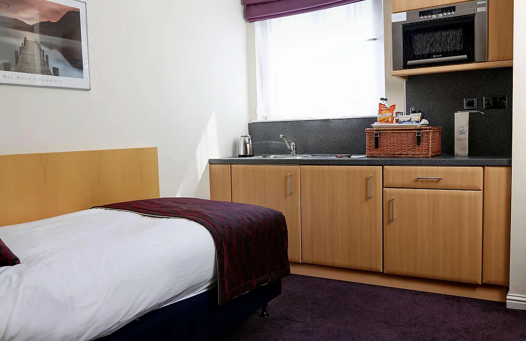 Sure Hotel By Best Western Aberdeen-1