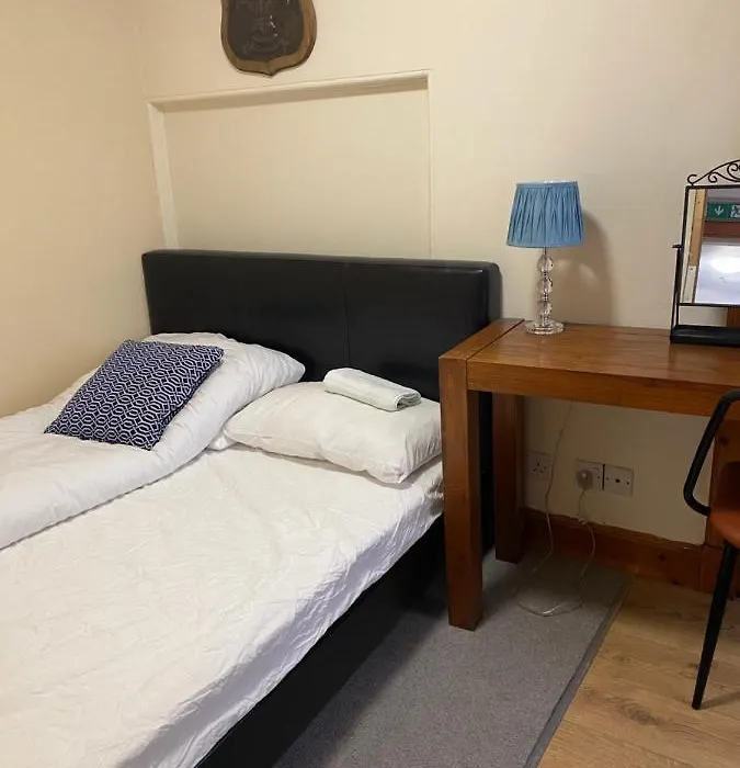 Edinb&B-1