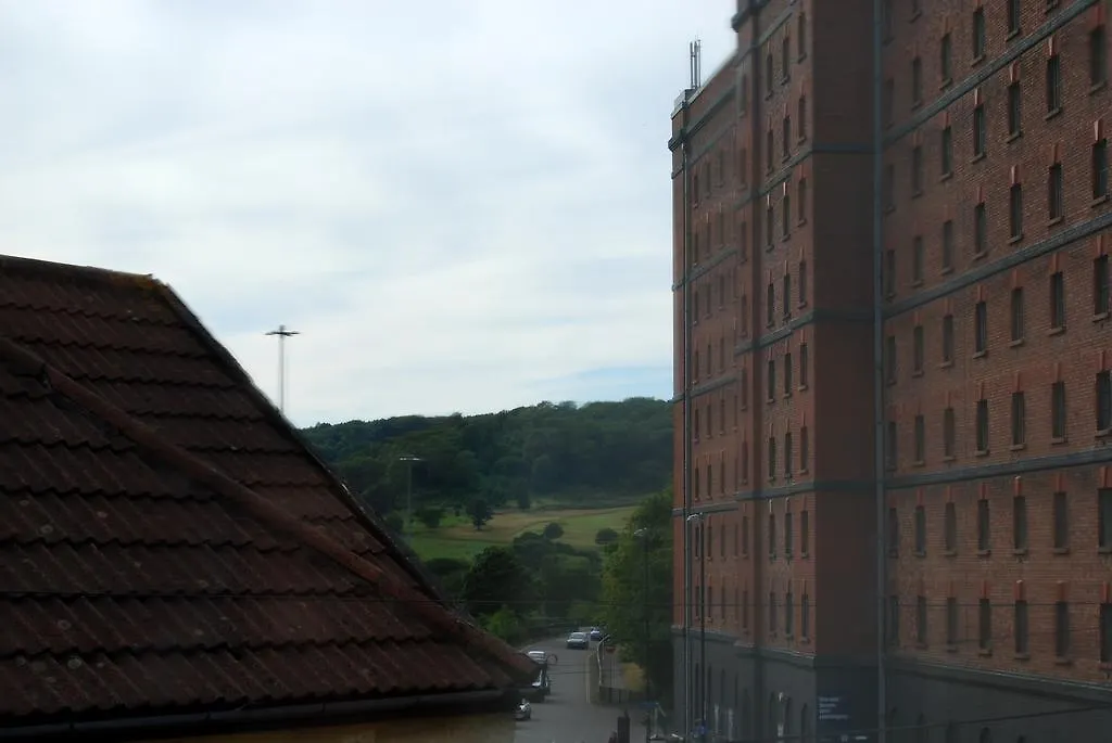 Clift Guest House-1