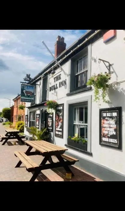 The Coach House At The Bull Inn-1