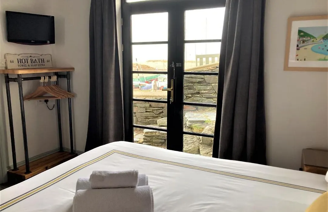 Sunray Suites-1