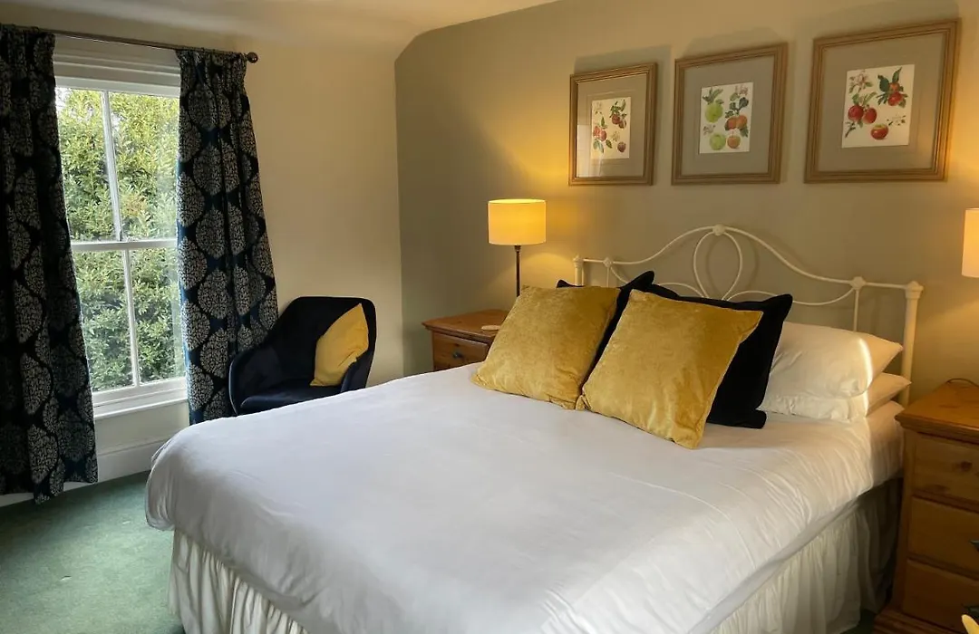 Holdfast Cottage Hotel-1
