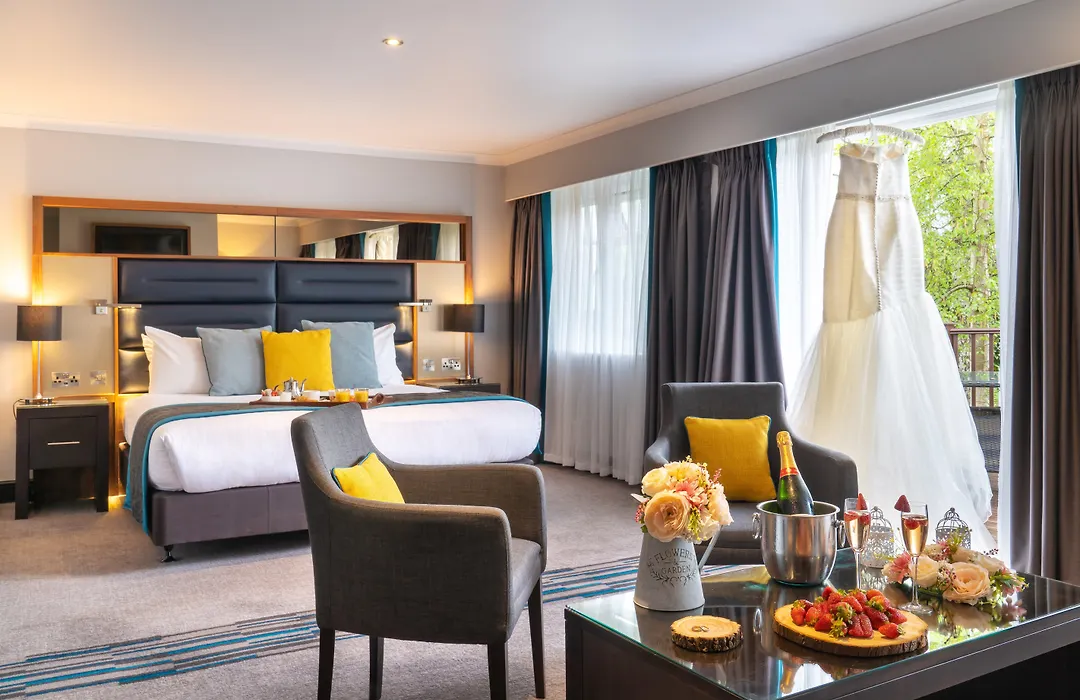 Felbridge Gatwick Hotel & Spa-1