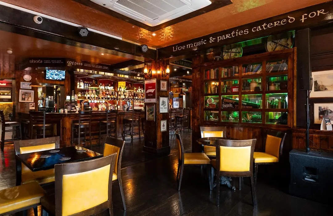 The Hyde - At Dunning'S Bar-1