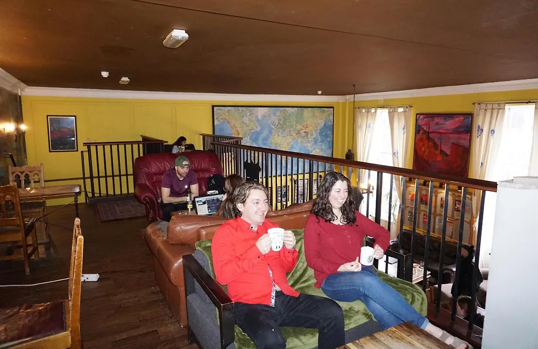 Castle Rock Hostel - Adults Only-1