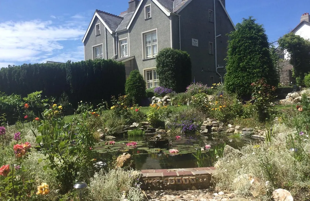 Bryn Guest House-1