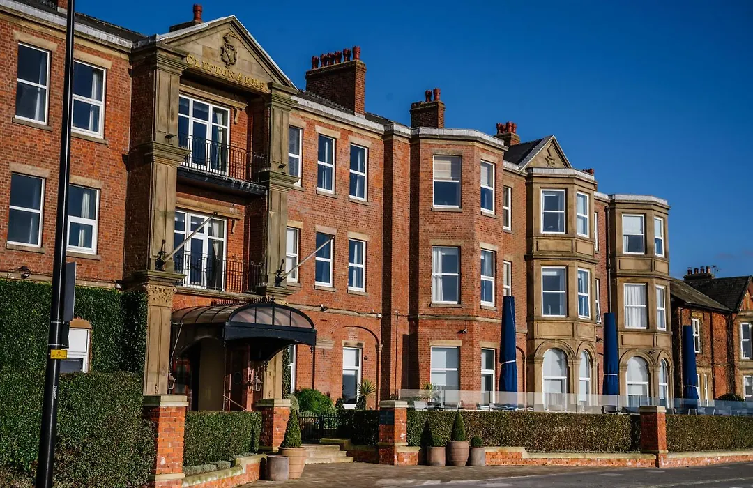 Clifton Arms Hotel-1
