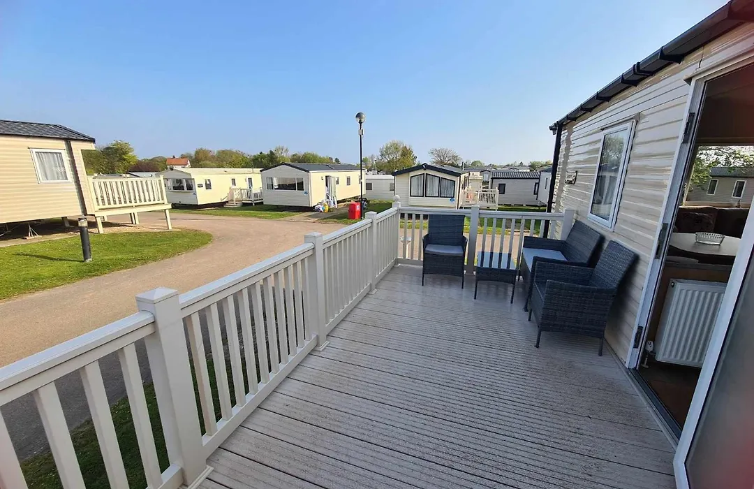 Happy Days Caravan 90 Primrose Field Primrose Valley-1