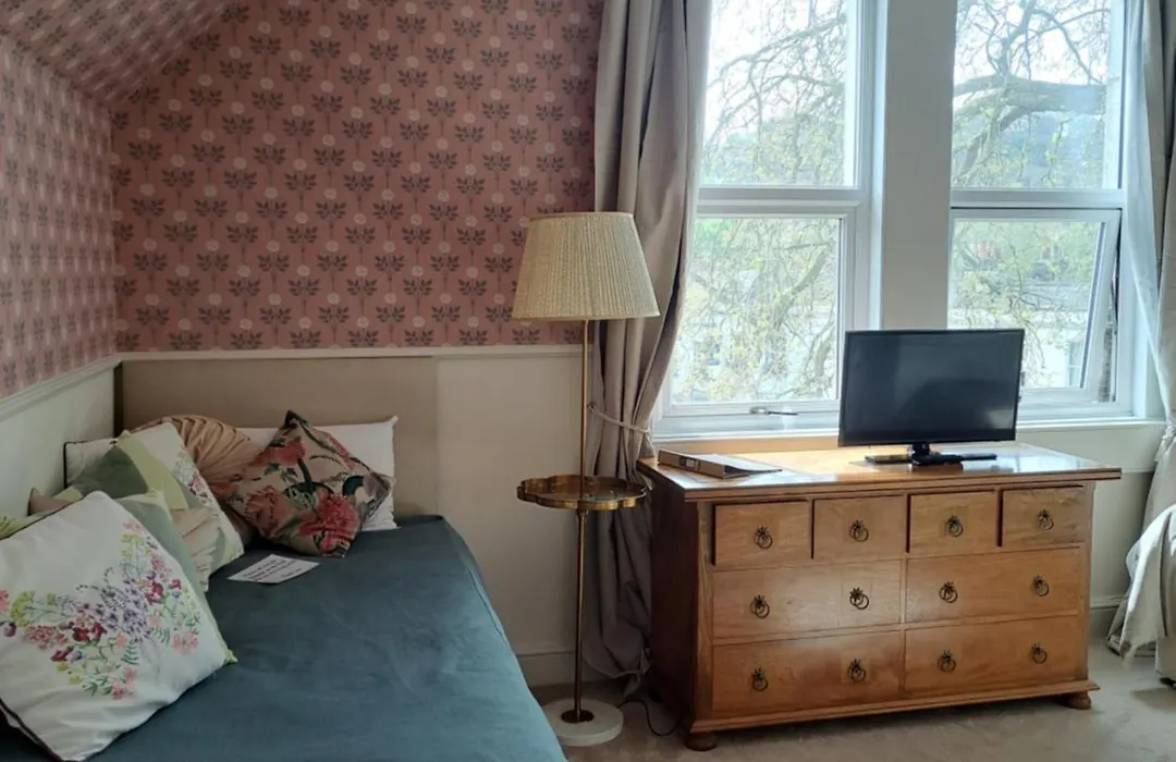 Avon Guesthouse-1