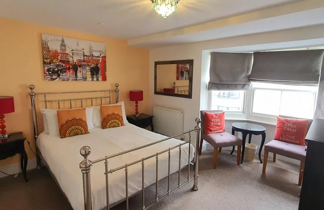 Grand Pier Guest House-1
