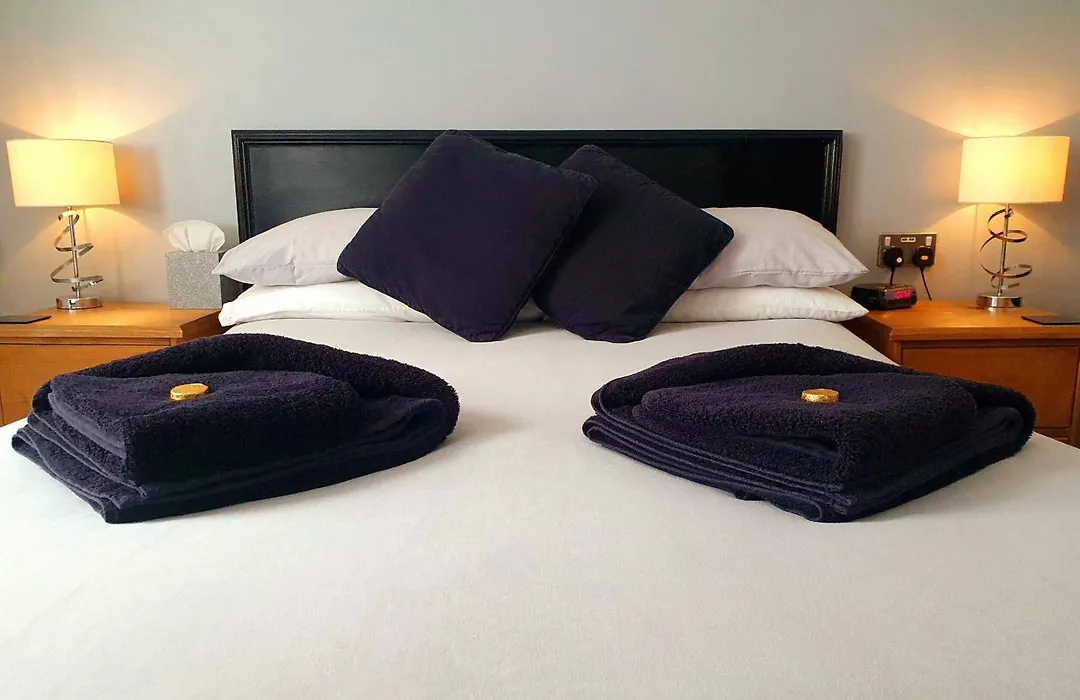 Apollo Guest House-1