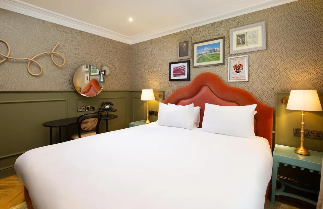 Elmbank York, Tapestry Collection By Hilton-1