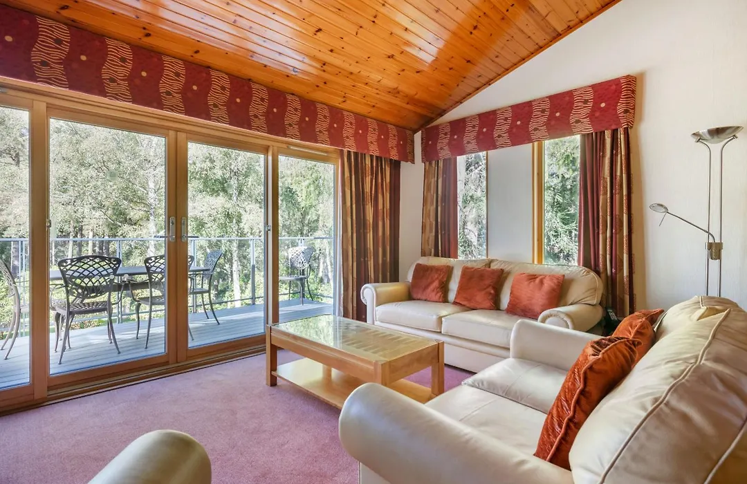 The Lodges At Craigendarroch Country Club-1