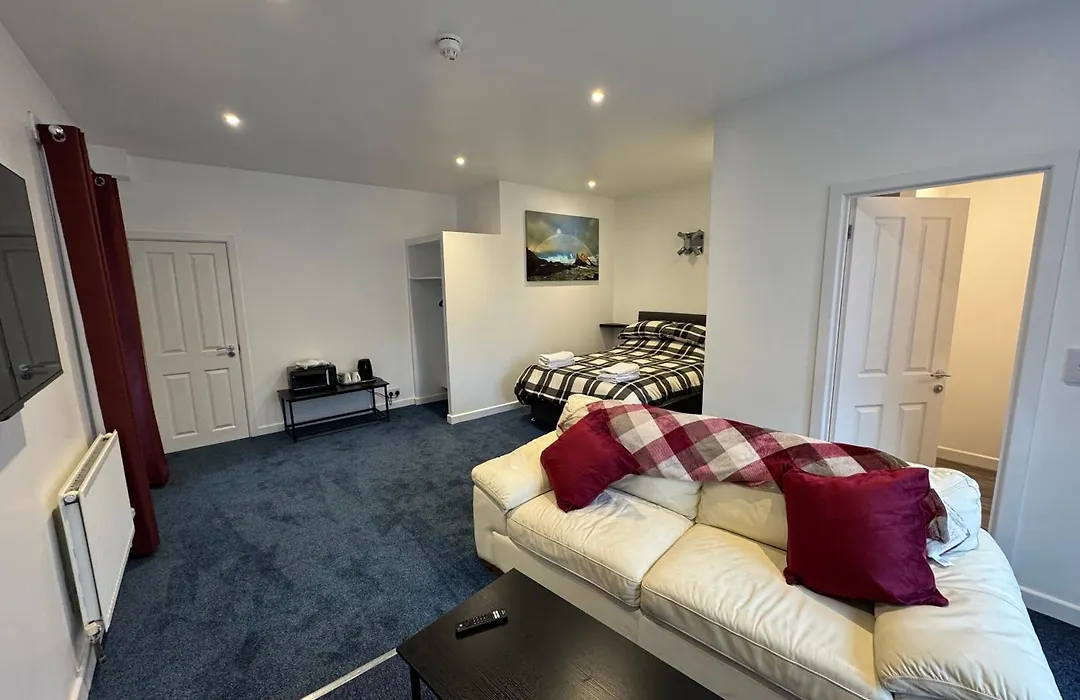 Grant Arms Hotel-1