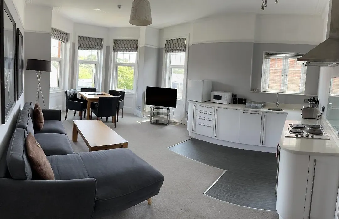 Alum Chine Beach House-1