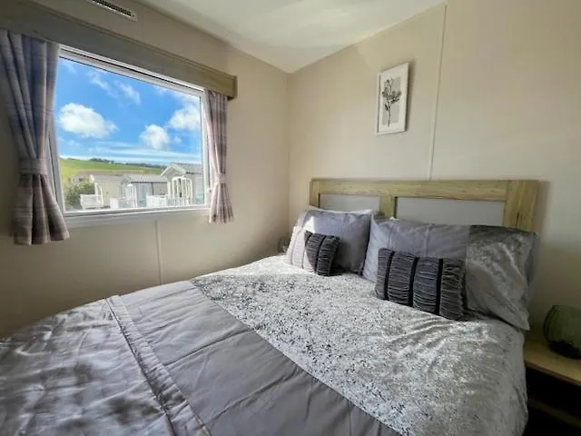 Weymouth Bay Haven, Preston Road-1